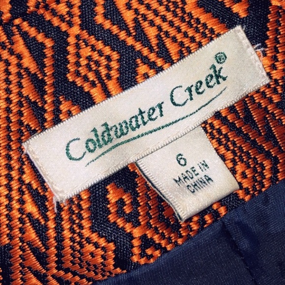 Detailed Jacket - Picture 3 of 3